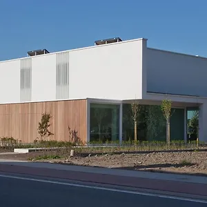 Nimis Villa