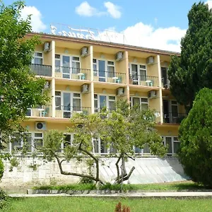 https://hotel-briz-3.varna-hotels.com